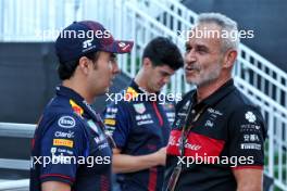 (L to R): Sergio Perez (MEX) Red Bull Racing with Beat Zehnder (SUI) Alfa Romeo F1 Sporting Director. 19.10.2023. Formula 1 World Championship, Rd 19, United States Grand Prix, Austin, Texas, USA, Preparation Day.