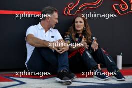 (L to R): Christian Horner (GBR) Red Bull Racing Team Principal with Drew Barrymore (USA) Actress. 19.10.2023. Formula 1 World Championship, Rd 19, United States Grand Prix, Austin, Texas, USA, Preparation Day.