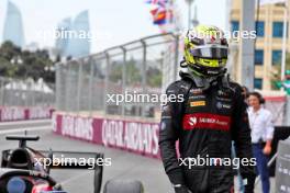 Third placed Theo Pourchaire (FRA) ART Grand Prix in parc ferme. 30.04.2023. FIA Formula 2 Championship, Rd 4, Feature Race, Baku, Azerbaijan, Sunday.