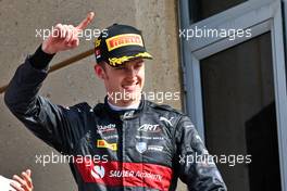 Race winner Theo Pourchaire (FRA) ART Grand Prix celebrates on the podium. 05.03.2023. FIA Formula 2 Championship, Rd 1, Feature Race, Sakhir, Bahrain, Sunday.