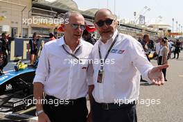 (L to R): Stefano Domenicali (ITA) Formula One President and CEO on the grid with Bruno Michel (FRA) F2 and F3 Chief Executive Officer. 05.03.2023. FIA Formula 2 Championship, Rd 1, Feature Race, Sakhir, Bahrain, Sunday.
