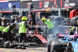 Theo Pourchaire (FRA) ART Grand Prix makes a pit stop. 28.05.2023. FIA Formula 2 Championship, Rd 6, Monte Carlo, Monaco, Feature Race, Sunday.