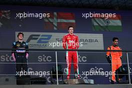 The podium (L to R): Jack Doohan (AUS) Virtuosi Racing, second; Frederik Vesti (DEN) Prema Racing, race winner; Jehan Daruvala (IND) MP Motorsport, third. 19.03.2023. FIA Formula 2 Championship, Rd 2, Feature Race, Jeddah, Saudi Arabia, Sunday.
