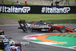 Tommy Smith (AUS) Van Amersfoort Racing spins. 02.09.2023. Formula 3 Championship, Rd 10, Sprint Race, Monza, Italy, Saturday.