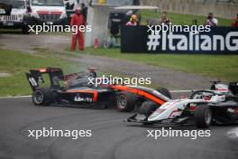 Tommy Smith (AUS) Van Amersfoort Racing spins. 02.09.2023. Formula 3 Championship, Rd 10, Sprint Race, Monza, Italy, Saturday.