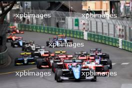 Gabriele Mini (ITA) Hitech Pulse-Eight leads at the start of the race. 28.05.2023. FIA Formula 3 Championship, Rd 4, Monte Carlo, Monaco, Sunday.