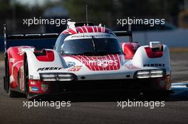 Kevin Estre (FRA) / Andre Lotterer (GER) / Laurens Vanthoor (BEL) #06 Porsche Penske Motorsport, Porsche 963. 16.03.2023. FIA World Endurance Championship, Round 1, 1000 Miles of Sebring, Sebring, Florida, USA.