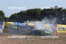Jacques Villeneuve (CDN) #04 Floyd Vanwall Racing Team, Vanwall Vandervell 680 crashed out of the race. 16.04.2023. FIA World Endurance Championship, Round 2, Six Hours of Portimao. Portimao, Portugal.