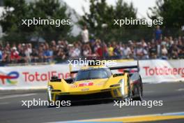 Sebastien Bourdais (FRA) / Renger Van der Zande (NLD) / Scott Dixon (NZL) #03 Cadillac Racing Cadillac V-Series.R. 10.06.2023. FIA World Endurance Championship, Le Mans 24 Hours Race, Le Mans, France, Saturday.