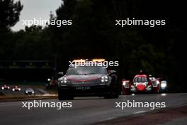 The Porsche Safety Car heads the field. 10.06.2023. FIA World Endurance Championship, Le Mans 24 Hours Race, Le Mans, France, Saturday.