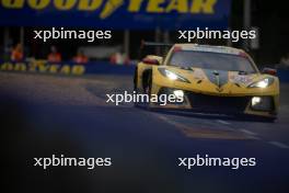 Ben Keating (USA) / Nicolas Varrone (ARG) / Nicky Catsburg (NLD) #33 Corvette Racing Chevrolet Corvette C8.R. 10.06.2023. FIA World Endurance Championship, Le Mans 24 Hours Race, Le Mans, France, Saturday.