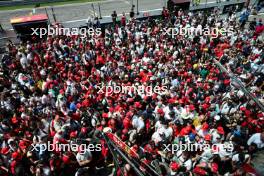 Circuit atmosphere - fans in the pits. 08.07.2023. FIA World Endurance Championship, Rd 5, Six Hours Of Monza, Monza, Italy.
