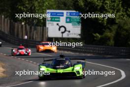 Tom Dillman (SWE) / Esteban Guerrieri (ARG) / Tristan Vautier (FRA) #04 Floyd Vanwall Racing Team, Vanwall Vandervell 680. 02-04.06.2023. FIA World Endurance Championship, Le Mans Test, Le Mans, France.