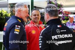 (L to R): Jonathan Wheatley (GBR) Red Bull Racing Team Manager with Diego Ioverno (ITA) Ferrari Sporting Director and Ron Meadows (GBR) Mercedes AMG F1 Sporting Director. 22.03.2024. Formula 1 World Championship, Rd 3, Australian Grand Prix, Albert Park, Melbourne, Australia, Practice Day.