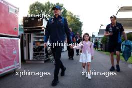 Max Verstappen (NLD) Red Bull Racing with Penelope, daughter of his girlfriend Kelly Piquet (BRA). 24.03.2024. Formula 1 World Championship, Rd 3, Australian Grand Prix, Albert Park, Melbourne, Australia, Race Day.