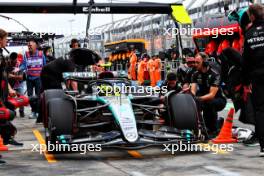 Lewis Hamilton (GBR) Mercedes AMG F1 W15 in the pits. 23.03.2024. Formula 1 World Championship, Rd 3, Australian Grand Prix, Albert Park, Melbourne, Australia, Qualifying Day.