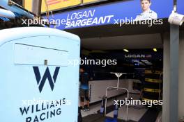 Empty pit garage for Logan Sargeant (USA) Williams Racing. 23.03.2024. Formula 1 World Championship, Rd 3, Australian Grand Prix, Albert Park, Melbourne, Australia, Qualifying Day.