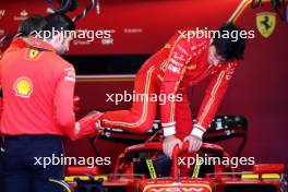 Carlos Sainz Jr (ESP) Ferrari SF-24. 21.03.2024. Formula 1 World Championship, Rd 3, Australian Grand Prix, Albert Park, Melbourne, Australia, Preparation Day.