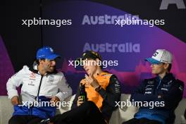 (L to R): Daniel Ricciardo (AUS) RB; Oscar Piastri (AUS) McLaren; and Logan Sargeant (USA) Williams Racing, in the FIA Press Conference. 21.03.2024. Formula 1 World Championship, Rd 3, Australian Grand Prix, Albert Park, Melbourne, Australia, Preparation Day.