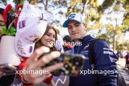 Logan Sargeant (USA) Williams Racing with fans. 21.03.2024. Formula 1 World Championship, Rd 3, Australian Grand Prix, Albert Park, Melbourne, Australia, Preparation Day.