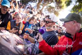 Pierre Gasly (FRA) Alpine F1 Team with fans. 21.03.2024. Formula 1 World Championship, Rd 3, Australian Grand Prix, Albert Park, Melbourne, Australia, Preparation Day.
