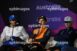 (L to R): Daniel Ricciardo (AUS) RB; Oscar Piastri (AUS) McLaren; and Logan Sargeant (USA) Williams Racing, in the FIA Press Conference. 21.03.2024. Formula 1 World Championship, Rd 3, Australian Grand Prix, Albert Park, Melbourne, Australia, Preparation Day.