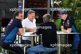 (L to R): Pierre Wache (FRA) Red Bull Racing Technical Director with Christian Horner (GBR) Red Bull Racing Team Principal; Raymond Vermeulen (NLD) Driver Manager; and Max Verstappen (NLD) Red Bull Racing. 21.03.2024. Formula 1 World Championship, Rd 3, Australian Grand Prix, Albert Park, Melbourne, Australia, Preparation Day.