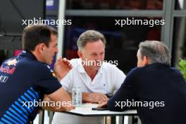 (L to R): Pierre Wache (FRA) Red Bull Racing Technical Director with Christian Horner (GBR) Red Bull Racing Team Principal and Raymond Vermeulen (NLD) Driver Manager. 21.03.2024. Formula 1 World Championship, Rd 3, Australian Grand Prix, Albert Park, Melbourne, Australia, Preparation Day.
