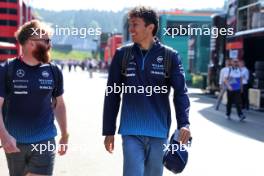 (L to R): Patrick Harding (GBR) Williams Racing Personal Trainer with Alexander Albon (THA) Williams Racing. 29.06.2024. Formula 1 World Championship, Rd 11, Austrian Grand Prix, Spielberg, Austria, Sprint and Qualifying Day.