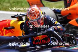 Sprint winner Max Verstappen (NLD) Red Bull Racing RB20 in parc ferme. 29.06.2024. Formula 1 World Championship, Rd 11, Austrian Grand Prix, Spielberg, Austria, Sprint and Qualifying Day.