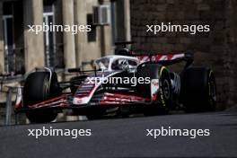 Oliver Bearman (GBR) Haas VF-24. 13.09.2024. Formula 1 World Championship, Rd 17, Azerbaijan Grand Prix, Baku Street Circuit, Azerbaijan, Practice Day.