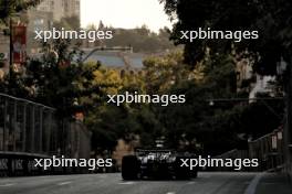 Daniel Ricciardo (AUS) RB VCARB 01. 13.09.2024. Formula 1 World Championship, Rd 17, Azerbaijan Grand Prix, Baku Street Circuit, Azerbaijan, Practice Day.