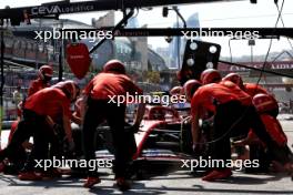 Carlos Sainz Jr (ESP) Ferrari SF-24 in the pits. 13.09.2024. Formula 1 World Championship, Rd 17, Azerbaijan Grand Prix, Baku Street Circuit, Azerbaijan, Practice Day.