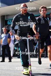 Lewis Hamilton (GBR) Mercedes AMG F1 on the grid. 15.09.2024. Formula 1 World Championship, Rd 17, Azerbaijan Grand Prix, Baku Street Circuit, Azerbaijan, Race Day.