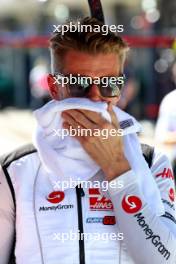 Nico Hulkenberg (GER) Haas F1 Team on the grid. 15.09.2024. Formula 1 World Championship, Rd 17, Azerbaijan Grand Prix, Baku Street Circuit, Azerbaijan, Race Day.