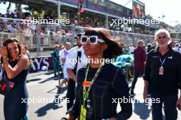 Naomi Campbell (GBR) and Flavio Briatore (ITA) Alpine F1 Team Executive Advisor on the grid. 15.09.2024. Formula 1 World Championship, Rd 17, Azerbaijan Grand Prix, Baku Street Circuit, Azerbaijan, Race Day.