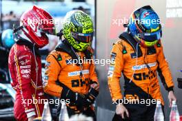 Charles Leclerc (FRA), Scuderia Ferrari Oscar Piastri (AUS), McLaren Lando Norris (GBR), McLaren F1 Team  15.09.2024. Formula 1 World Championship, Rd 17, Azerbaijan Grand Prix, Baku Street Circuit, Azerbaijan, Race Day.