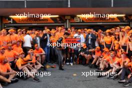 Race winner Oscar Piastri (AUS) McLaren celebrates with team mate Lando Norris (GBR) McLaren and the team. 15.09.2024. Formula 1 World Championship, Rd 17, Azerbaijan Grand Prix, Baku Street Circuit, Azerbaijan, Race Day.