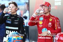 Oscar Piastri (AUS), McLaren Charles Leclerc (FRA), Scuderia Ferrari  15.09.2024. Formula 1 World Championship, Rd 17, Azerbaijan Grand Prix, Baku Street Circuit, Azerbaijan, Race Day.