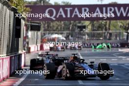 Alexander Albon (THA) Williams Racing FW46. 15.09.2024. Formula 1 World Championship, Rd 17, Azerbaijan Grand Prix, Baku Street Circuit, Azerbaijan, Race Day.