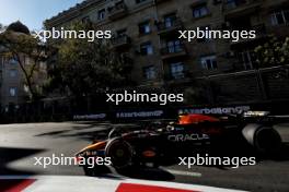 Sergio Perez (MEX) Red Bull Racing RB20. 15.09.2024. Formula 1 World Championship, Rd 17, Azerbaijan Grand Prix, Baku Street Circuit, Azerbaijan, Race Day.