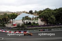 Oscar Piastri (AUS) McLaren MCL38. 14.09.2024. Formula 1 World Championship, Rd 17, Azerbaijan Grand Prix, Baku Street Circuit, Azerbaijan, Qualifying Day.