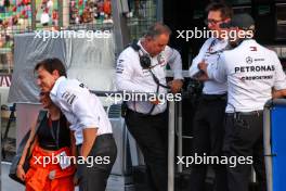 Toto Wolff (GER) Mercedes AMG F1 Shareholder and Executive Director; Ron Meadows (GBR) Mercedes AMG F1 Sporting Director and Andrew Shovlin (GBR) Mercedes AMG F1 Trackside Engineering Director. 14.09.2024. Formula 1 World Championship, Rd 17, Azerbaijan Grand Prix, Baku Street Circuit, Azerbaijan, Qualifying Day.