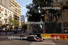 Oliver Bearman (GBR) Haas VF-24. 14.09.2024. Formula 1 World Championship, Rd 17, Azerbaijan Grand Prix, Baku Street Circuit, Azerbaijan, Qualifying Day.