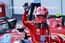 Charles Leclerc (MON) Ferrari celebrates his pole position in qualifying parc ferme. 14.09.2024. Formula 1 World Championship, Rd 17, Azerbaijan Grand Prix, Baku Street Circuit, Azerbaijan, Qualifying Day.