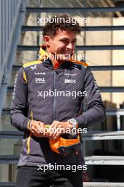 Lando Norris (GBR) McLaren on the drivers' parade. 15.09.2024. Formula 1 World Championship, Rd 17, Azerbaijan Grand Prix, Baku Street Circuit, Azerbaijan, Race Day.