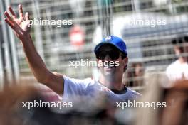 Daniel Ricciardo (AUS) RB on the drivers' parade. 15.09.2024. Formula 1 World Championship, Rd 17, Azerbaijan Grand Prix, Baku Street Circuit, Azerbaijan, Race Day.