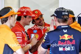 (L to R): Oscar Piastri (AUS) McLaren; Charles Leclerc (MON) Ferrari; Carlos Sainz Jr (ESP) Ferrari; Max Verstappen (NLD) Red Bull Racing; and Lando Norris (GBR) McLaren, on the drivers' parade. 15.09.2024. Formula 1 World Championship, Rd 17, Azerbaijan Grand Prix, Baku Street Circuit, Azerbaijan, Race Day.