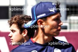 Franco Colapinto (ARG) Williams Racing and team mate Alexander Albon (THA) Williams Racing on the drivers' parade. 15.09.2024. Formula 1 World Championship, Rd 17, Azerbaijan Grand Prix, Baku Street Circuit, Azerbaijan, Race Day.