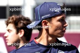 Alexander Albon (THA) Williams Racing and team mate Franco Colapinto (ARG) Williams Racing on the drivers' parade. 15.09.2024. Formula 1 World Championship, Rd 17, Azerbaijan Grand Prix, Baku Street Circuit, Azerbaijan, Race Day.